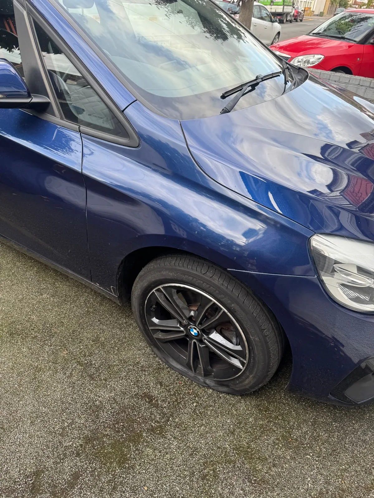 Mobile Tyre Experts providing mobile tyre service at a customer location in London