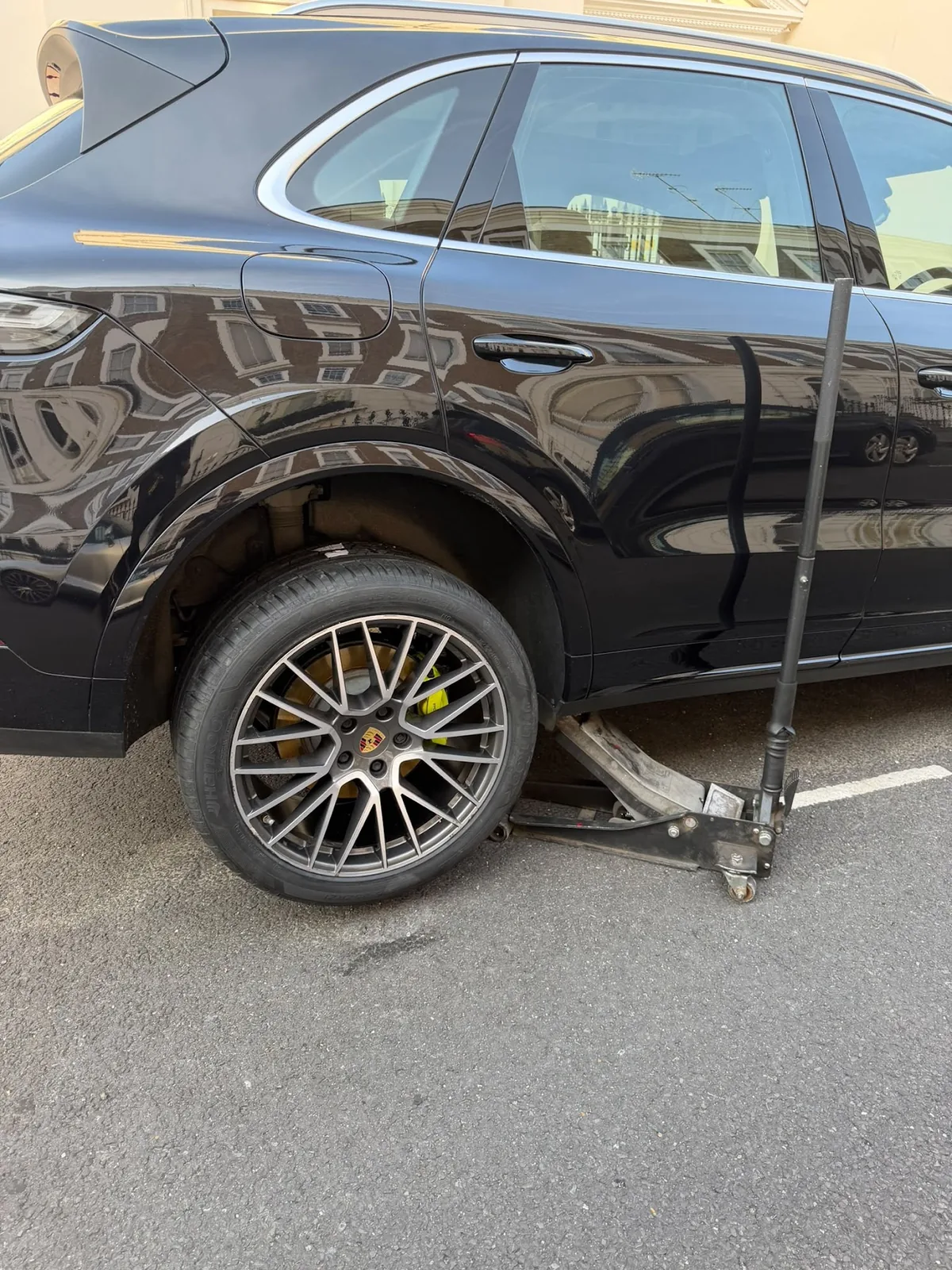 Wheel removed during mobile tyre service